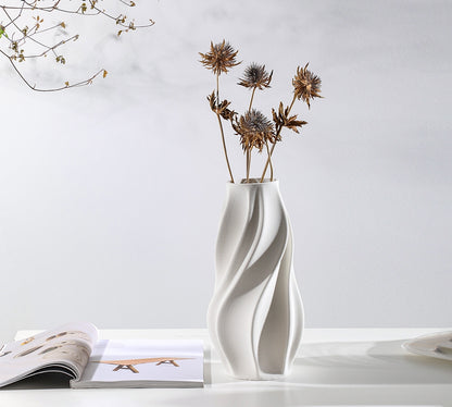 Artistic 3D Printed Ceramic Vase - Unique Home and Dining Table Decor