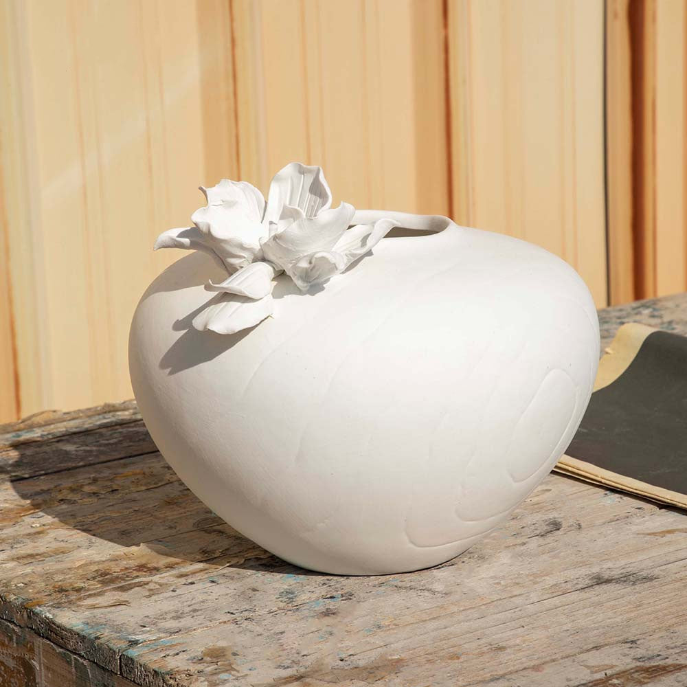 Handcrafted Ceramic Flower Vase - Artistic Bloom Vase for Living Room Decor